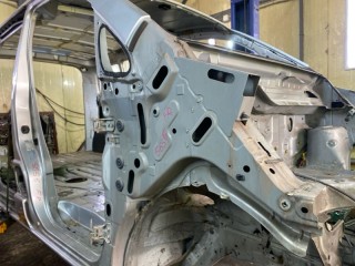 Лонжерон NISSAN NV200 2009-2026