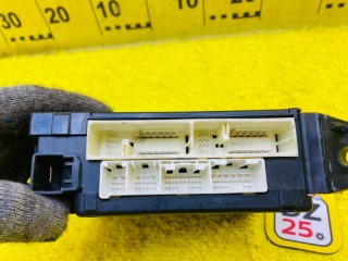 блок предохранителей, ориг. номер 5660, 82733-60B90, TOYOTA LAND CRUISER 2007-2012