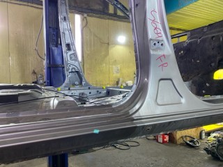 порог кузова, ориг. номер 5664, 61311-68020, 6110668020, TOYOTA WISH