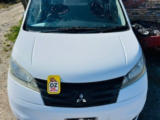 решетка радиатора, ориг. номер MQ704959, MQ704973, 623103LP0A, 0700018, MITSUBISHI DELICA 2011-2019