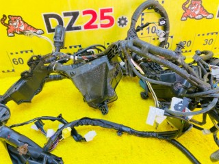 коса под капот, ориг. номер 5666, 82111-5DA00, TOYOTA SIENTA 2011-2015