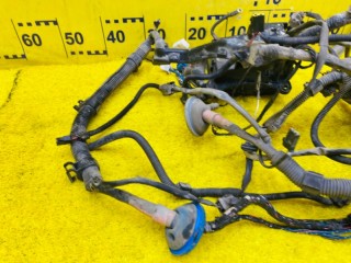 коса под капот, ориг. номер 5668, 8211142010, TOYOTA RAV4 1994-1997