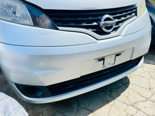 бампер, ориг. номер 62022JX00A, 042527, NISSAN NV200 2009-2026