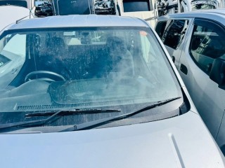 лобовое стекло, ориг. номер 72700JX00A, 020153, NISSAN NV200 2009-2026