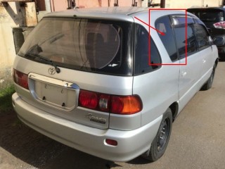 стекло собачника, ориг. номер 5670, 6271044030, TOYOTA IPSUM