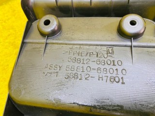 бардачок между сиденьями, ориг. номер 5881068010, 5675, TOYOTA WISH