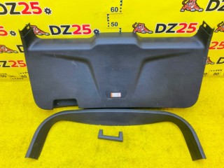 обшивка двери багажника, ориг. номер 4647, BB53-7842906, FORD EXPLORER 2010-2015
