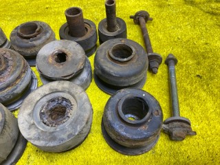 подушка кузова, ориг. номер 5220360090, 52201-60060, 4560, LEXUS/TOYOTA LX570/LX450d/LAND CRUISER