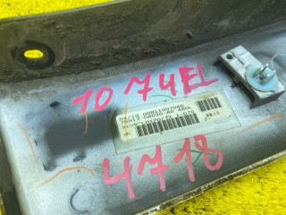 накладка на крыло, ориг. номер 4718, 7690258030, 76912-58030-A0, TOYOTA VELLFIRE/ALPHARD