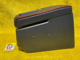 бардачок между сиденьями, ориг. номер 4831, 5881058140B0, TOYOTA ALPHARD/VELLFIRE