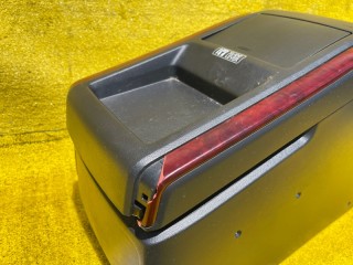 бардачок между сиденьями, ориг. номер 4831, 5881058140B0, TOYOTA ALPHARD/VELLFIRE