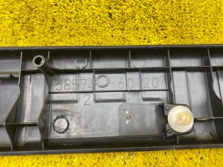 пластик замка багажника, ориг. номер 5857460120, 4890, TOYOTA LAND CRUISER PRADO
