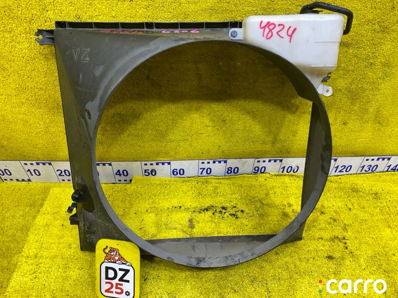 4824, 1671162080 диффузор радиатора TOYOTA LAND CRUISER PRADO/HILUX SURF - фото №1