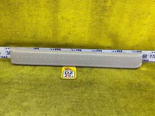 пластик замка багажника, ориг. номер 4895, 58574-60130, TOYOTA LAND CRUISER PRADO