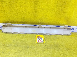 пластик замка багажника, ориг. номер 4894, 58574-60130, TOYOTA LAND CRUISER PRADO
