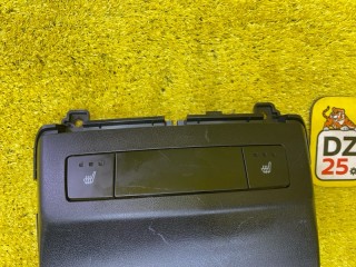 Кнопка включения подогрева сидений, ориг. номер 4897, 8475248040, LEXUS RX450H/RX450HL/RX350/RX350L/RX300/RX200T