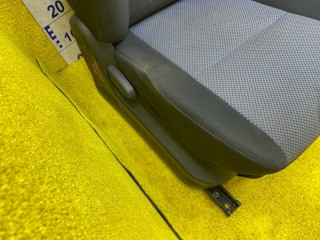 сидение комплект, ориг. номер 4932, 8510565J60, 8788064J00BFE, 85106-65J90, 8768064J00BFE, SUZUKI ESCUDO 2005-2008