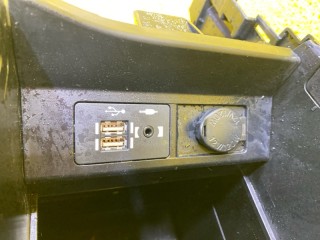 бардачок между сиденьями, ориг. номер 5882048020C0, 4906, 5882048020, LEXUS RX450H/RX450HL/RX350/RX350L/RX300/RX200T