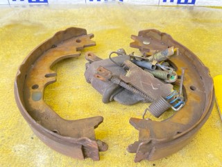 механизм стояночного тормоза, ориг. номер 4938, TOYOTA LAND CRUISER/LAND CRUISER CYGNUS/LX470