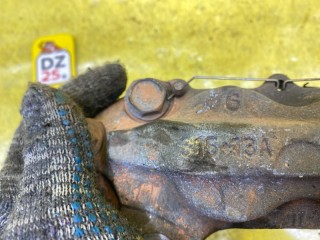 суппорт, ориг. номер 4775060080, TOYOTA LX470/LAND CRUISER /LAND CRUISER CYGNUS