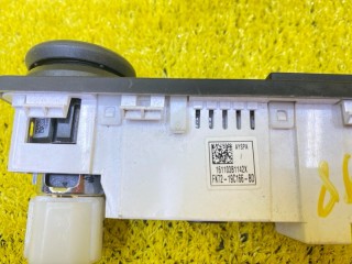 Разъем USB, ориг. номер FK72-19C166-BD, 4998, JAGUAR XE/XF/F-PACE