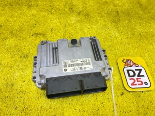 блок управления двс, ориг. номер EJ3212B684MC, LR057872, 4998, JAGUAR XE/XF/F-PACE