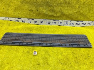 пластик замка багажника, ориг. номер 5857460070, 58574-60060, LEXUS LAND CRUISER/LAND CRUISER CYGNUS/LX470