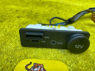 Разъем USB, ориг. номер FK72-19C166-BD, 4998, JAGUAR XE/XF/F-PACE