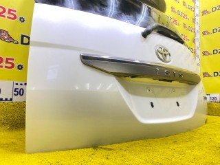 дверь 5я, ориг. номер 5146, 6700544300, TOYOTA ISIS 2004-2007