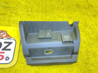 Разъем USB, ориг. номер 32387TZ5A010M1, 5053, 77290T5A00, HONDA FIT/FIT SHUTTLE/JAZZ