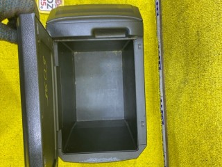 бардачок между сиденьями, ориг. номер 5095, 5881058140B0, TOYOTA ALPHARD/VELLFIRE