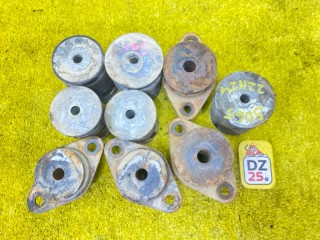 подушка кузова, ориг. номер 5065, 5220960071, TOYOTA LAND CRUISER/LAND CRUISER CYGNUS/LX470