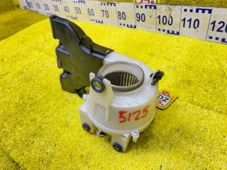 мотор охлаждения батареи, ориг. номер G923028030, 5125, 117300-6712, TOYOTA ESQUIRE/NOAH/VOXY