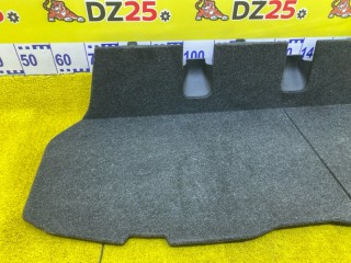 пол багажника пластик, ориг. номер 5132, 58410-28100, TOYOTA NOAH/VOXY/ESQUIRE