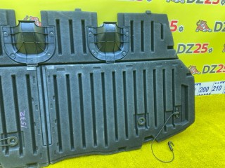 пол багажника пластик, ориг. номер 5132, 58410-28100, TOYOTA NOAH/VOXY/ESQUIRE