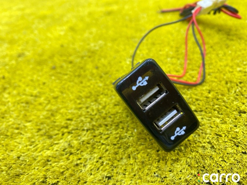 Разъем USB TOYOTA FJ CRUISER 2006-2022, 9098111013, фото 2
