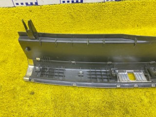 пластик замка багажника, ориг. номер 4G8863471, 5013, AUDI A6/C7 2011-2014