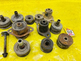 подушка кузова, ориг. номер 5189, 5220160050, TOYOTA LAND CRUISER 1998-2002