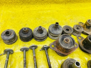 подушка кузова, ориг. номер 5189, 5220160050, TOYOTA LAND CRUISER 1998-2002