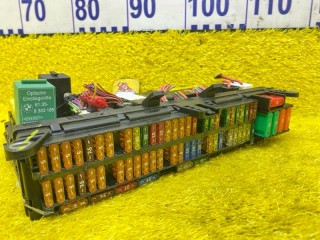 блок предохранителей, ориг. номер YPH500370, 5226, YMD506480, Land Rover RANGE ROVER