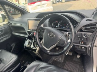 гайка на колесо, ориг. номер 9094201058, 5207, 9094201033, 9094201021, TOYOTA ESQUIRE 2014-2017