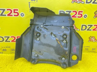 пластиковая крышка на двс, ориг. номер LBH500092, 5226, Land Rover RANGE ROVER