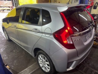 лобовина двс, ориг. номер 114105R1010, 5364, 114105R101000, HONDA FIT