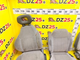 сидение комплект, ориг. номер 5179, SUZUKI ESCUDO 1988-1994