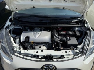 кнопка старта, ориг. номер 5382, 8961152033, TOYOTA SIENTA
