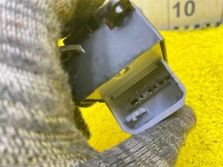 блок управления стеклоподъемниками, ориг. номер 5326, 8482026191, TOYOTA HIACE/REGIUS ACE