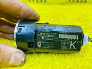 кнопка старта, ориг. номер 5428, 8961130140, TOYOTA NOAH