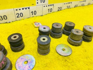 подушка кузова, ориг. номер 5460, 52207-60030, 52207-60040, 52207-60050, TOYOTA LAND CRUISER PRADO