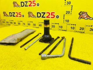 поддомкратник/ домкрат, ориг. номер 5400, 0911160060, TOYOTA LAND CRUISER