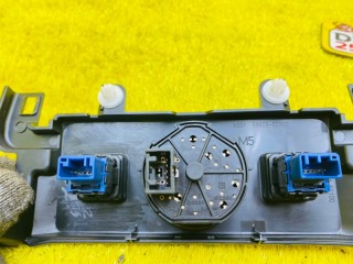 кнопка включения 4WD, ориг. номер 4890, 84223-60090, TOYOTA LAND CRUISER PRADO